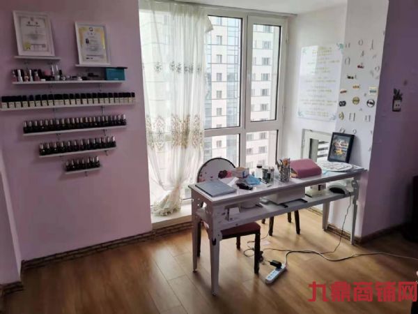 (转让) 美甲，美容一体的工作室实景图片