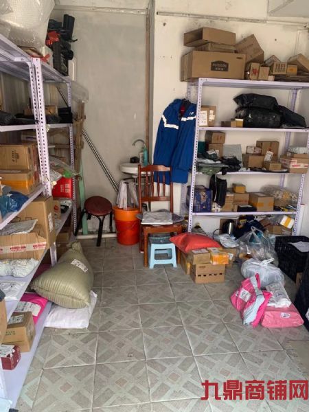 七迎路临街兔喜快递超市转让实景图片
