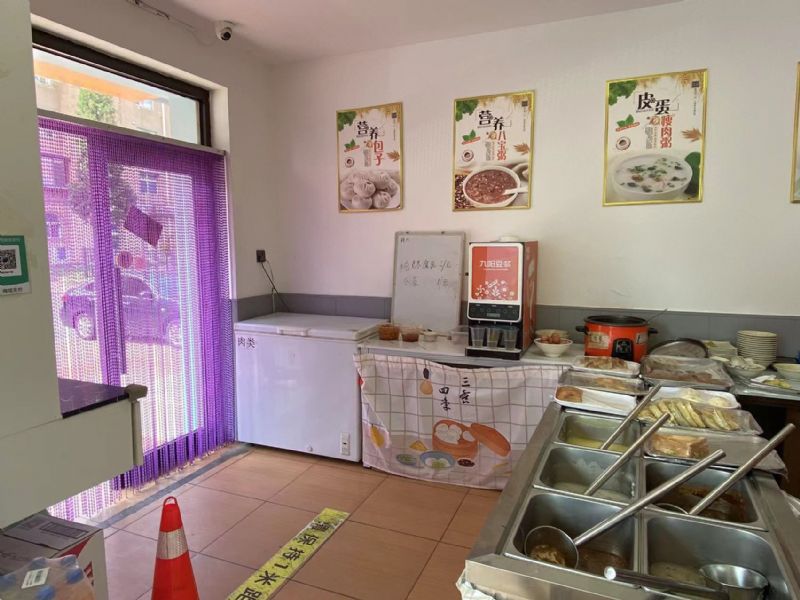 泡崖宏欣街早餐店转让，项目不限！实景图片