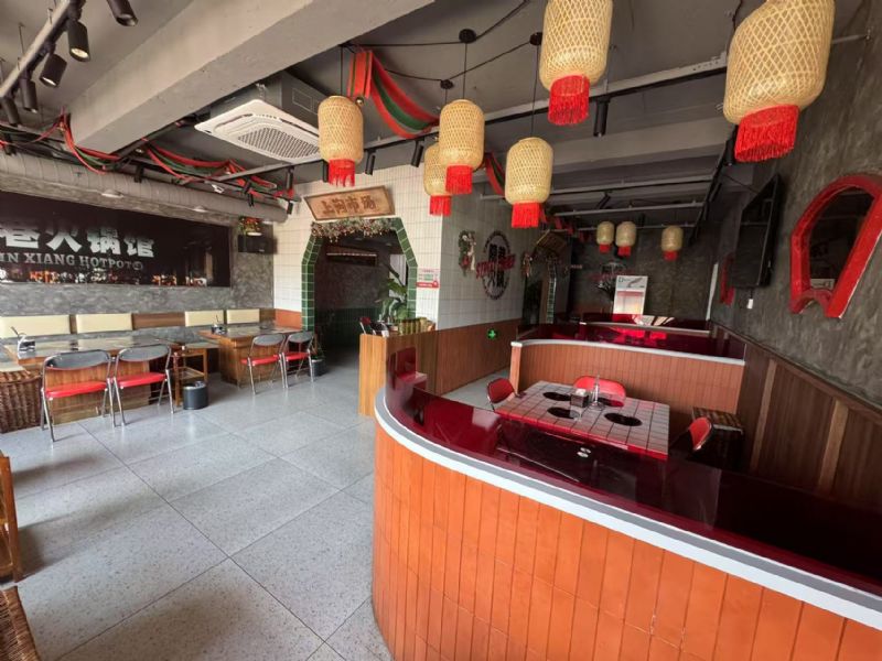 旅顺口大门脸火锅店出兑实景图片