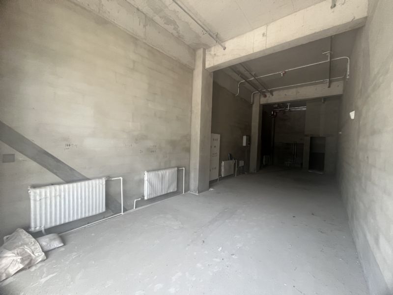 万达体育新城B区商铺出租实景图片