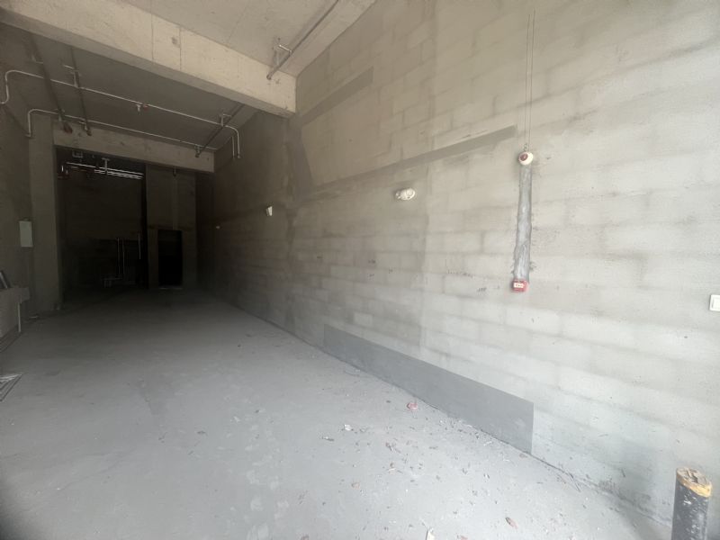 万达体育新城B区商铺出租实景图片