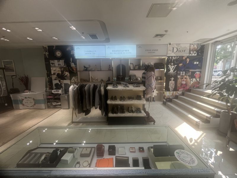 ��ɽ������־�װ���ٽ���ͷ���⣨��ת�÷ѣ�ʵ��ͼƬ